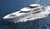 Trinity Yachts luxury yacht LADY LINDA - Running